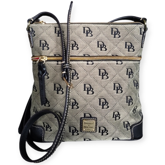 Dooney & Bourke Handbags - Dooney & Bourke Crossbody